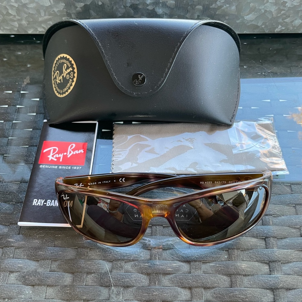 Ray-Ban Havana sunglasses